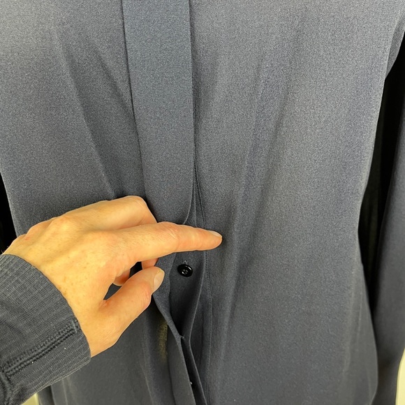 Vintage Charles Nolan New York Silk Navy Blue Blouse with Necktie // Size 10 - Picture 4 of 11